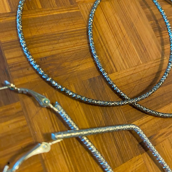 Textured Hoops - Picture 3 of 4